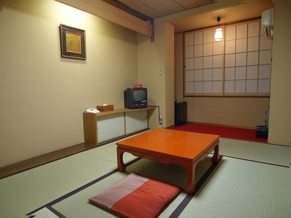 Watanabe Hotel Nagoya Buitenkant foto