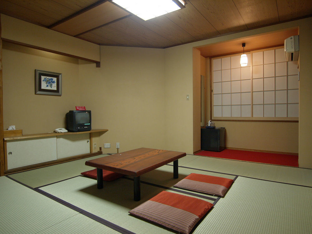 Watanabe Hotel Nagoya Buitenkant foto